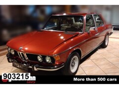 BMW E3 3.0 Li mit Schiebedach 