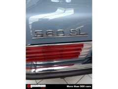 Mercedes Benz SL 560 Roadster R107 