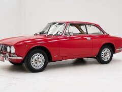 Alfa Romeo 2000 GT Veloce \'74 