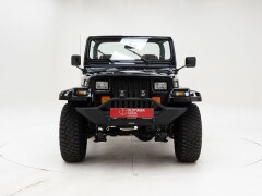 Jeep Wrangler RestoMod \'90 