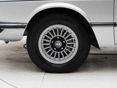 BMW  520 E12 \'80 