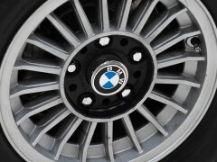 BMW  520 E12 \'80 