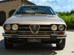 Alfa Romeo GTV 2000 