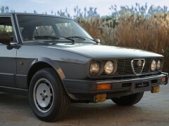 Alfa Romeo ALFETTA INIEZIONE QUADRIFOGLIO ORO 