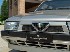 Alfa Romeo 75 2.0 