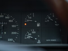 Alfa Romeo 75 2.0 