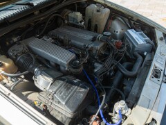 Alfa Romeo 75 2.0 