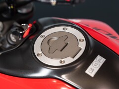 Ducati MONSTER 