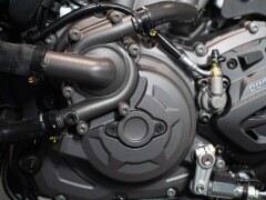 Ducati MONSTER 