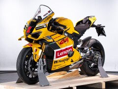 Ducati PANIGALE V4 S Bagnaia 2023 World Champion Replica 