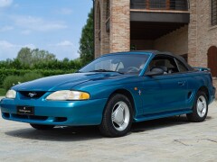 Ford MUSTANG CABRIOLET 