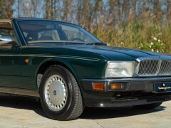 Daimler XJ 40 