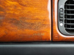 Jaguar XK8 SPIDER 