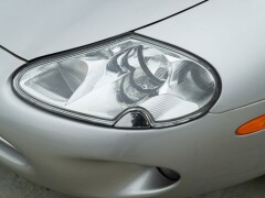 Jaguar XK8 SPIDER 