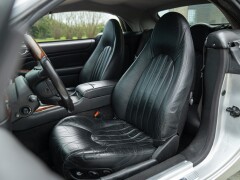 Jaguar XK8 SPIDER 