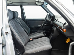 Mercedes Benz 240 TD 