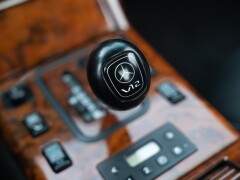 Mercedes Benz SL 600 V12 