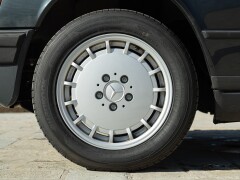 Mercedes Benz 190 E 