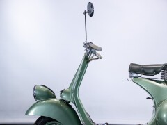 Piaggio VESPA 125 V30 FARO BASSO 