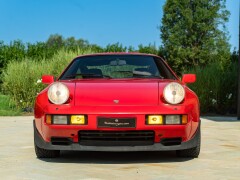 Porsche 928 S 