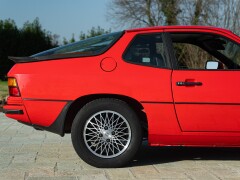 Porsche 924 
