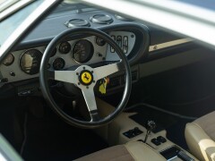 Ferrari DINO 308 GT4 