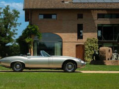 Jaguar E TYPE V12 SPIDER 