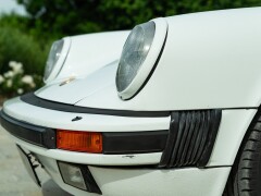 Porsche 911 CARRERA 3.2 CABRIOLET 