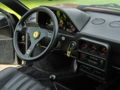 Ferrari 208 GTB TURBO 