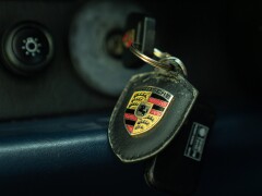 Porsche 993 (911) CARRERA 2 TIPTRONIC 