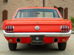 Ford MUSTANG COUPÈ 