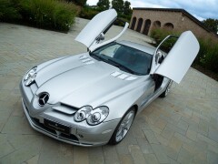 Mercedes Benz SLR MCLAREN 