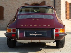 Porsche 911 2.2 S           