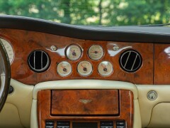 Bentley ARNAGE 