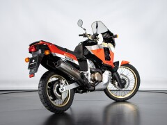 Honda AFRICA TWIN 750 