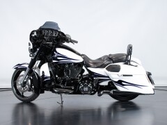 Harley Davidson STREET GLIDE CVO 