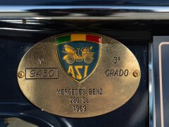 Mercedes Benz 280 SL 