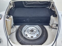 VW Maggiolino 1303 Cabriolet