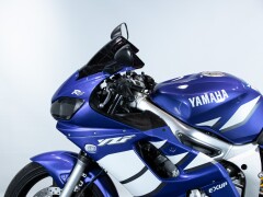 Yamaha R6 